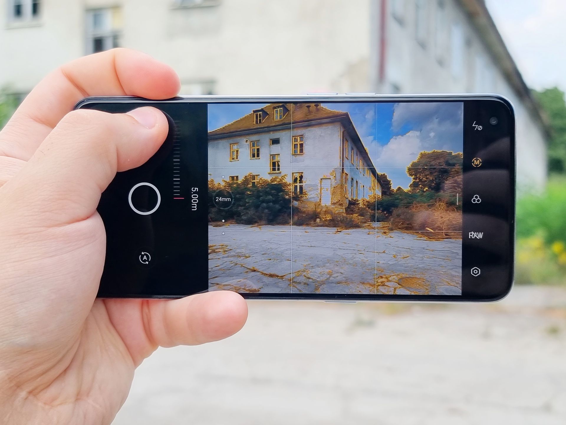 Test realme GT Master Edition. Czy faktycznie jest królem średniej półki? 90