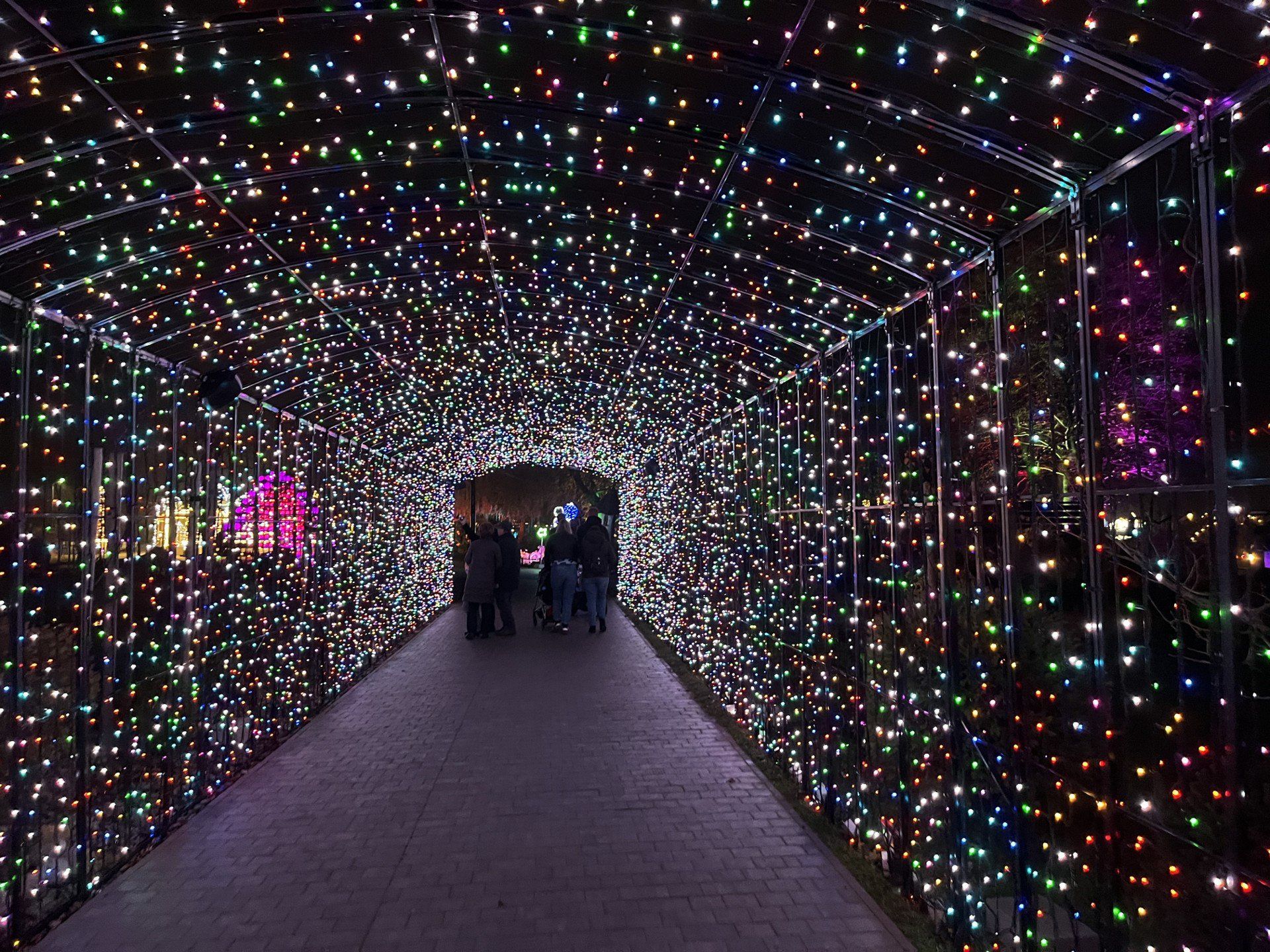 Lumina Park w Dobroniance obok Łodzi