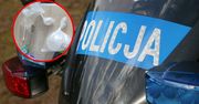Policjanci byli w szoku. Podszedł do nich 21-latek z amfetaminą