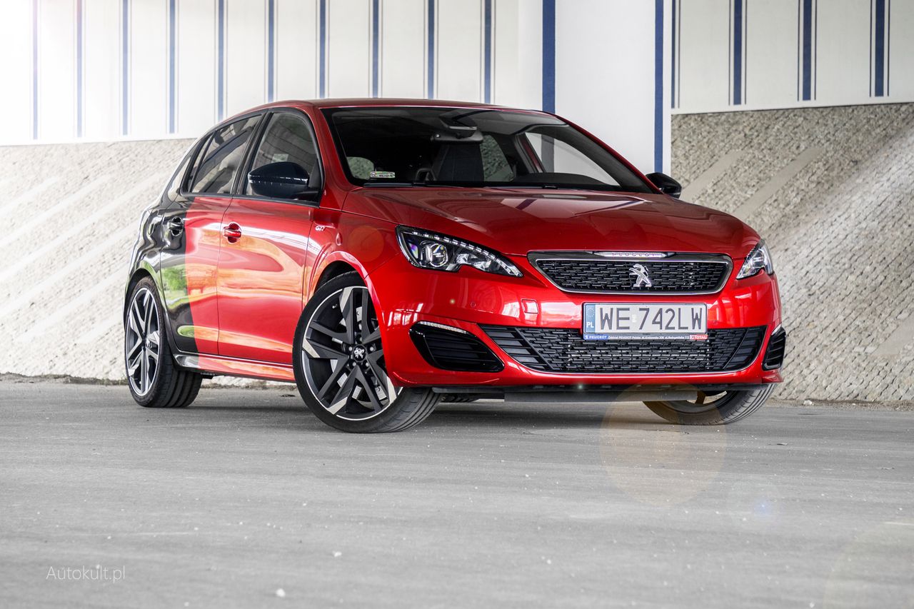 Peugeot 308 GTI (2016) - galeria zdjęć, wnętrze