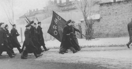 Żyłeś w PRL-u? Jeśli tak, szybko rozszyfrujesz te skróty