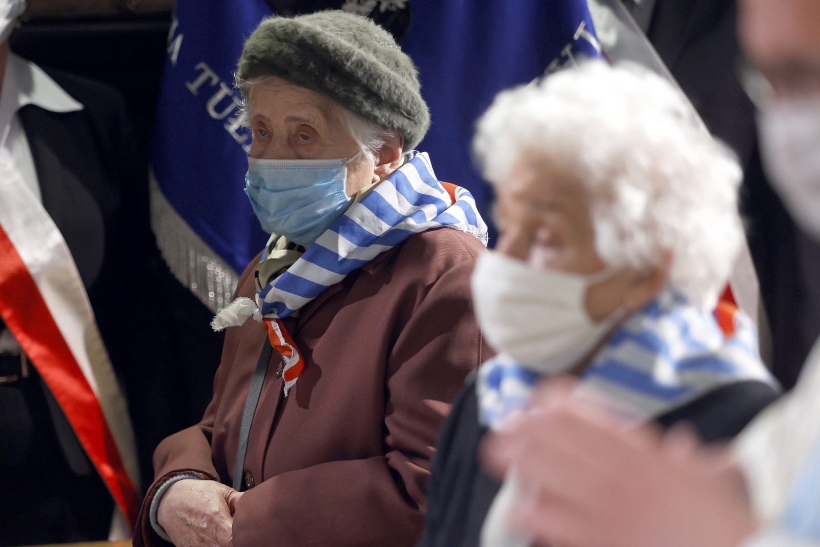 W jasnogórskim nabożeństwie uczestniczyły także przedstawicielki i przedstawiciele członkowie Stowarzyszenia "Rodzina Więźniarek Niemieckiego Obozu Koncentracyjnego Ravensbrueck"