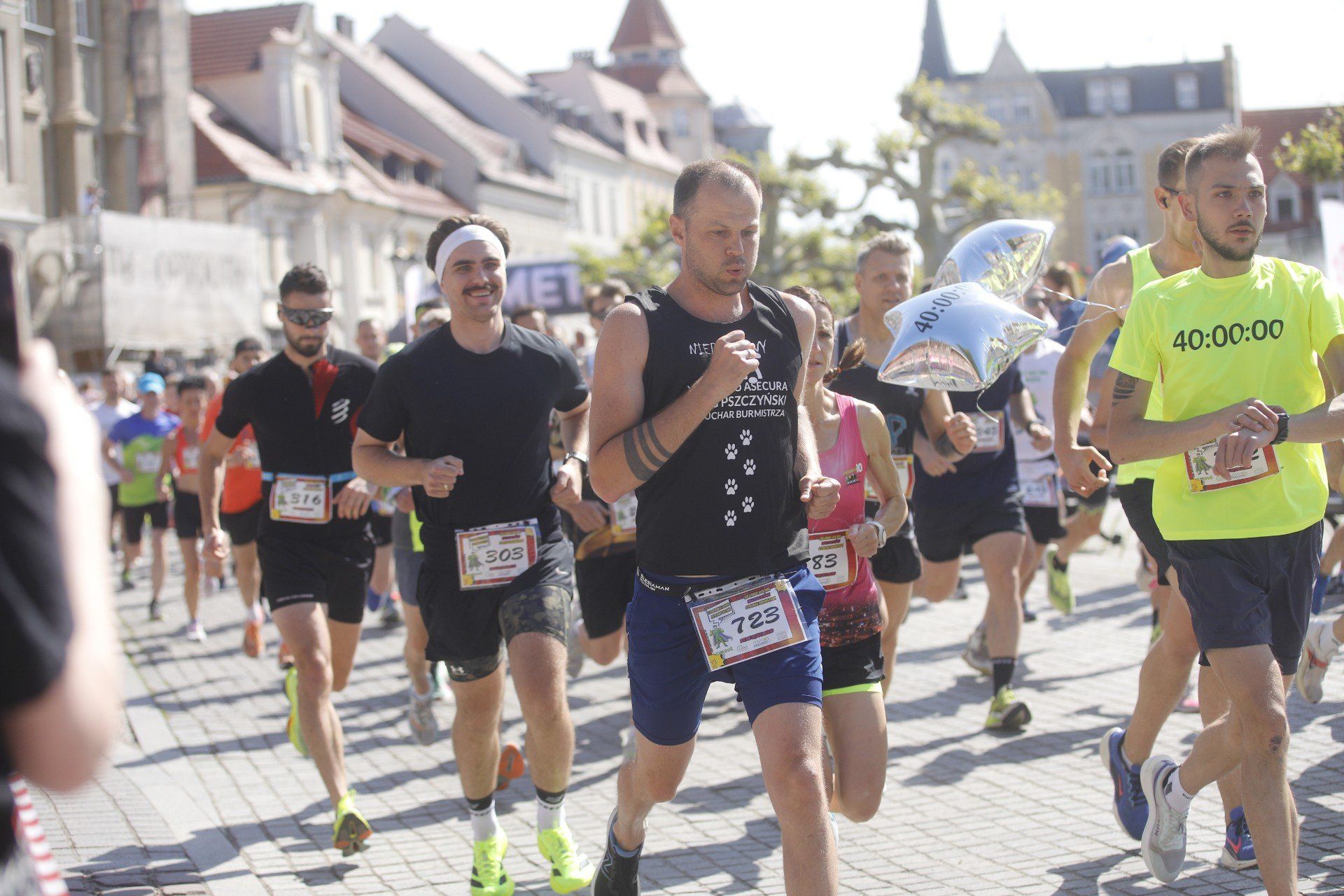 W Biegu Pszczyńskim wystartowało 700 biegaczy