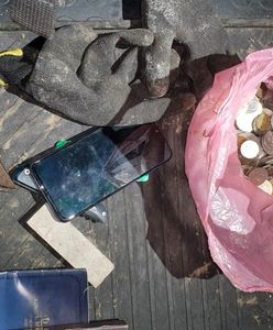 Przeciął ogrodzenie, wybił szybę i ukradł monety z czasów PRL-u. Wpadł na gorącym uczynku