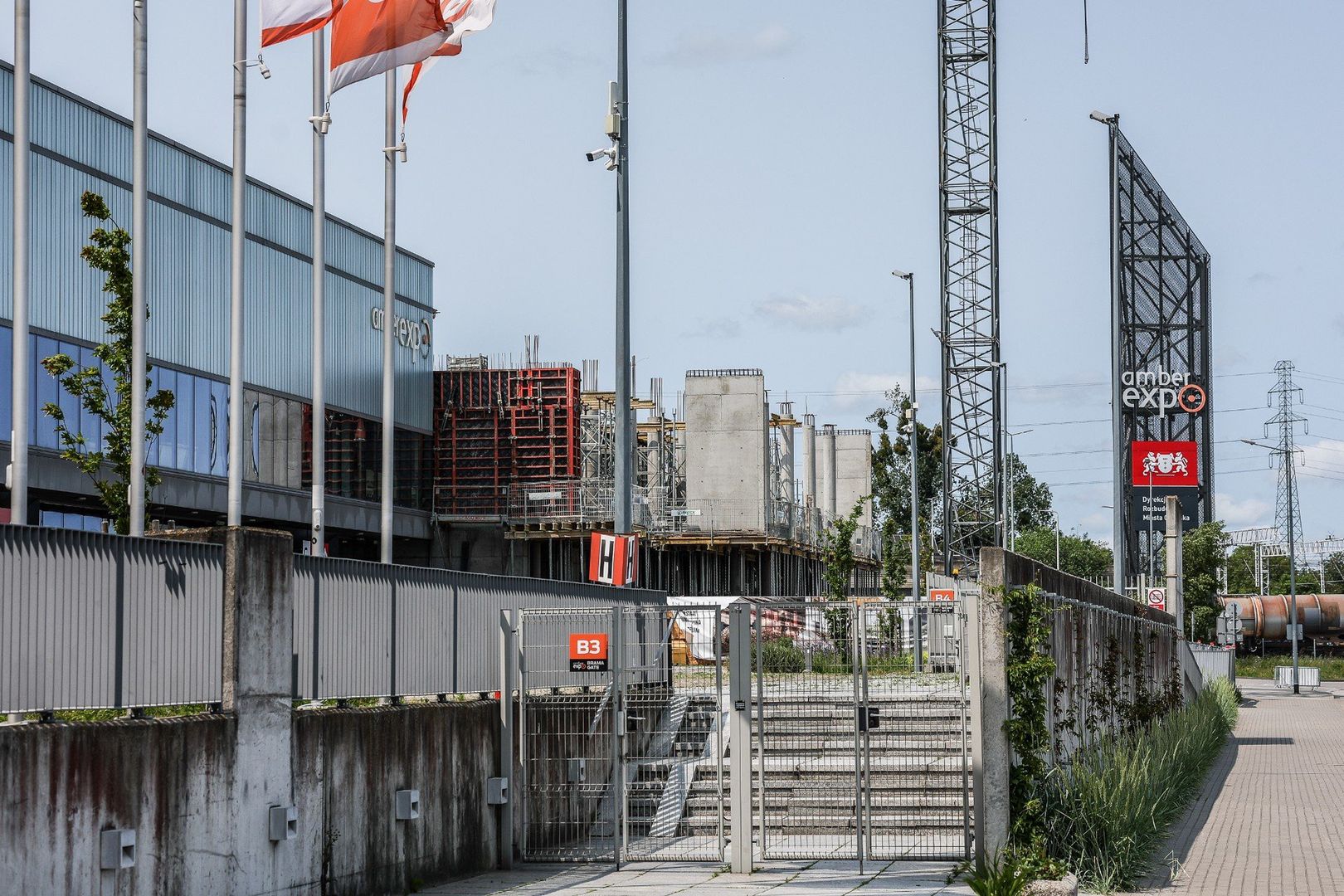 Wiecha na budowie nowej hali wystawienniczej w Amberexpo