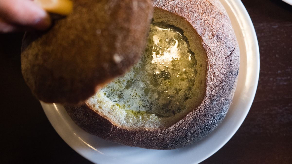 Zupę szczawiową jedz zawsze z dodatkiem jajka