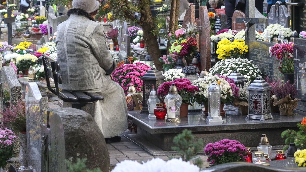 All Saints' Day In Gdansk
A general view of the Lostowicki Cemetery in Gdansk, Poland is seen on 1 November 2018  Christian people celebrate All Saints Day (Wszystkich Swietych), pay respect to the dead family members, lay flowers and lit candles on their graves. All Saints' Day on 1 November and All Souls' Day on 2 November are when millions of Poles visit the graves of loved ones, often travelling hundreds of kilometres to their home towns  (Photo by Michal Fludra/NurPhoto via Getty Images)
NurPhoto
gdansk, poland, all saints day, all souls day, people, cemetery, candle, candles, tradition, christianity, Human Interest, Poland