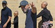 Dawno niewidziany Will Smith pozdrawia paparazzi, maszerując z żoną na randkę (ZDJĘCIA)
