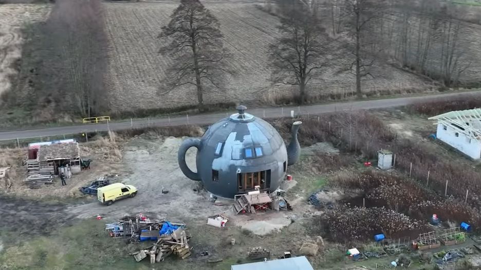 Dom w kształcie czajnika 