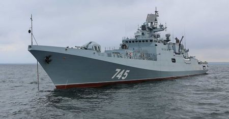 Potężna grupa na morzu. Zdjęcia satelitarne pokazują sprzęt Rosjan