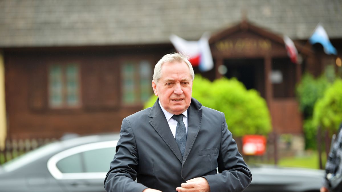 Henryk KowalczykPrzemys�aw Pi�tkowskiB�ogos�awionego, patron, pomnik, powiatu, Stefana Kardyna�a Wyszy�skiego, ustanowiony