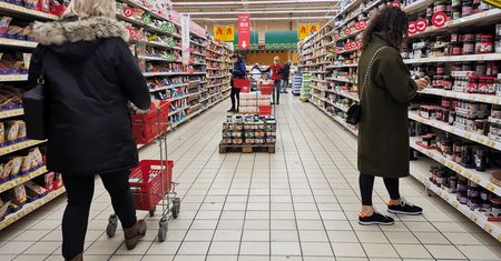 Najtańsza sieć sklepów w Polsce. Duże różnice w cenach za koszyk