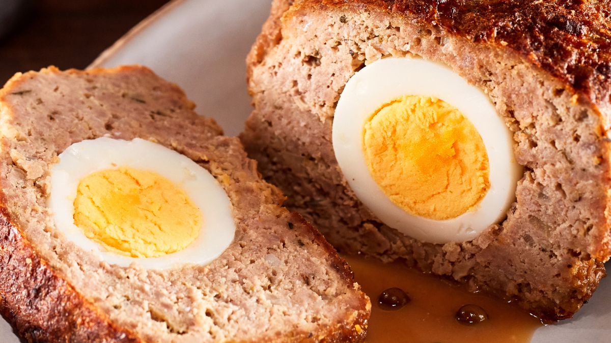 Pieczeń rzymska to królowa wielkanocnego stołu