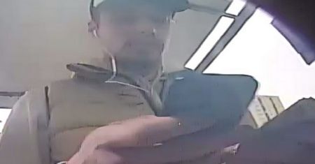 Widziałeś go? Natychmiast zadzwoń na policję