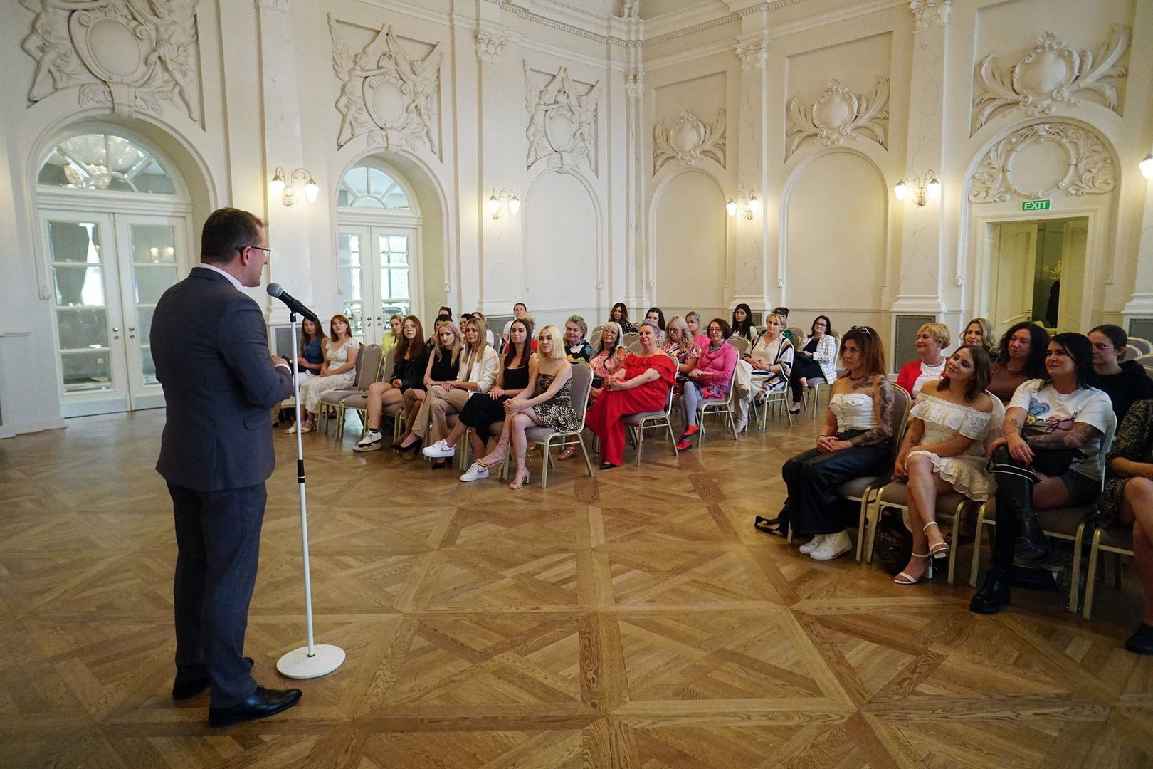 POZNAN 2025 05 27 FINAL KONKURS PLEBISCYT KOBIECA TWARZ ROKU GLOS WIELKOPOLSKI HOTEL BAZAR POZNAN WRECZENIE NAGROD OGLOSZENIE WYNIKOW FOT WALDEMAR WYLEGALSKI GLOS WIELKOPOLSKI