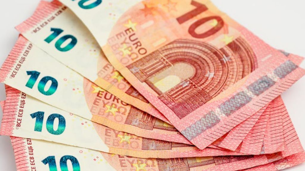 Euro najtańsze od lat