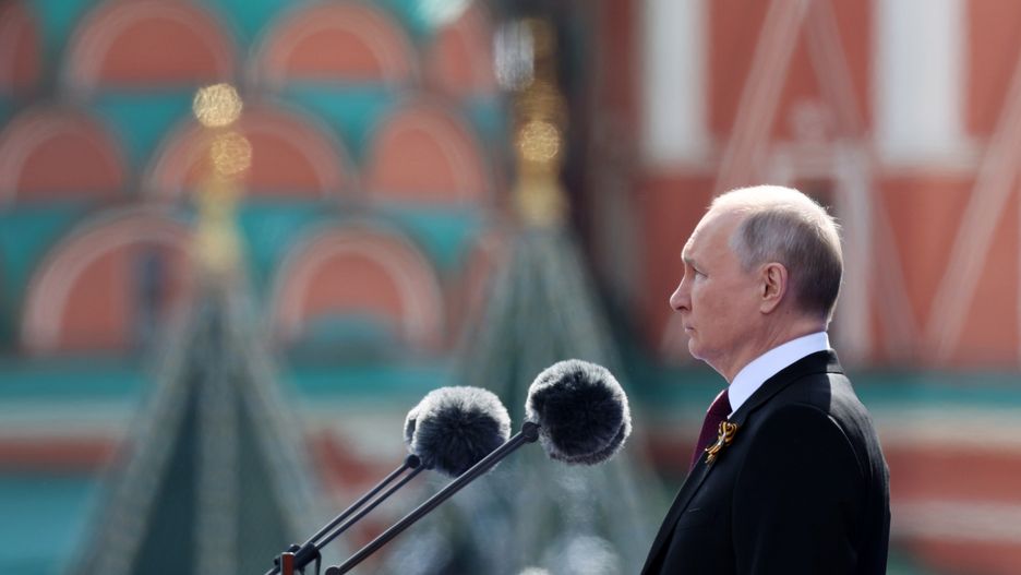 Victory Day parade in Moscow
epa10616673 Russian President Vladimir Putin (C) delivers his speech during a Victory Day military parade on Red Square in Moscow, Russia, 09 May 2023. Russia marks the 78th anniversary of the victory in World War II over Nazi Germany and its allies. The Soviet Union lost 27 million people in the war.  EPA/GAVRIIL GRIGOROV / SPUTNIK / KREMLIN POOL 
Dostawca: PAP/EPA.
GAVRIIL GRIGOROV / SPUTNIK / KREMLIN POOL