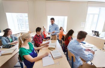 Leszno: Miasto przyznało stypendia Student Plus. Ile osób skorzystało?