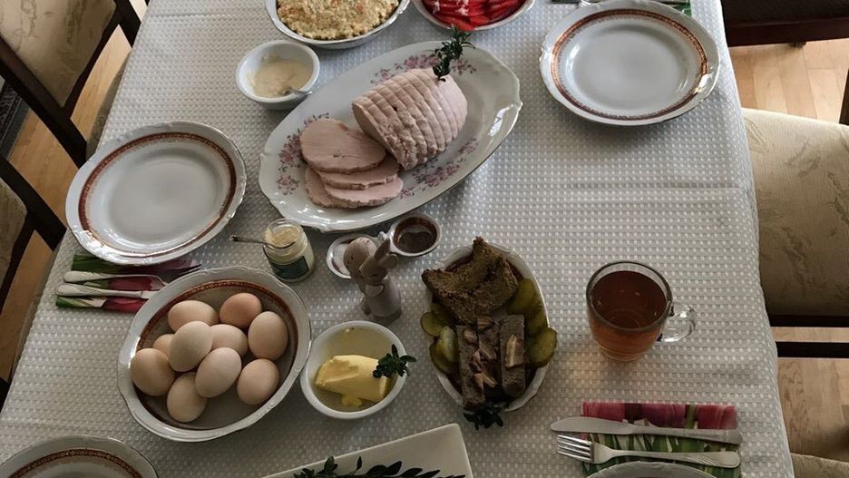 Koronawirus zmusza nas do pozostania w domach, nawet w święta