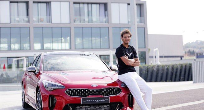 Rafael Nadal ambasadorem modelu Kia Stinger