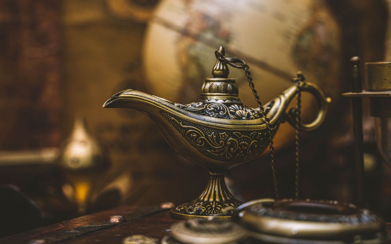 Indie. Absurdalne oszustwo. Lekarz myślał, że kupił magiczną lampę