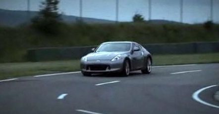 Nissan 370Z bardzo dobrze skręcony...