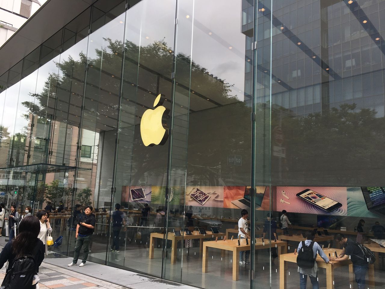 Apple Store oficjalnie w Polsce? Na to wskazują najnowsze doniesienia