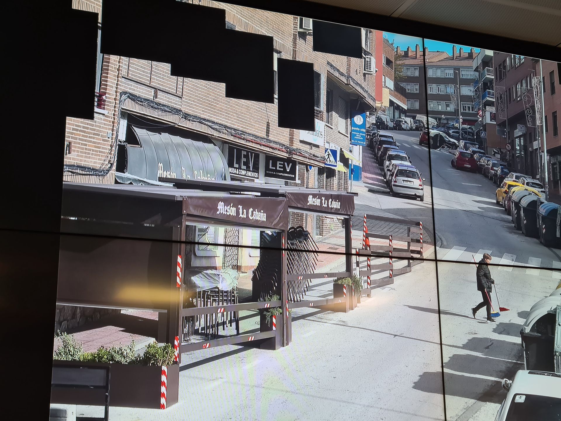 Monitoring policjyjny w Las Rozas de Madrid, który zainstalowała Motorola Solutions