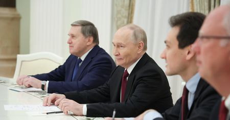 Rozpoczęły się rozmowy Putina z wysłannikami Trumpa
