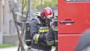 Tragiczny pożar w Bełchatowie. Nie żyje jedna osoba