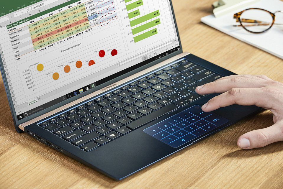 Asus przedstawia nowy laptop z serii ZenBook