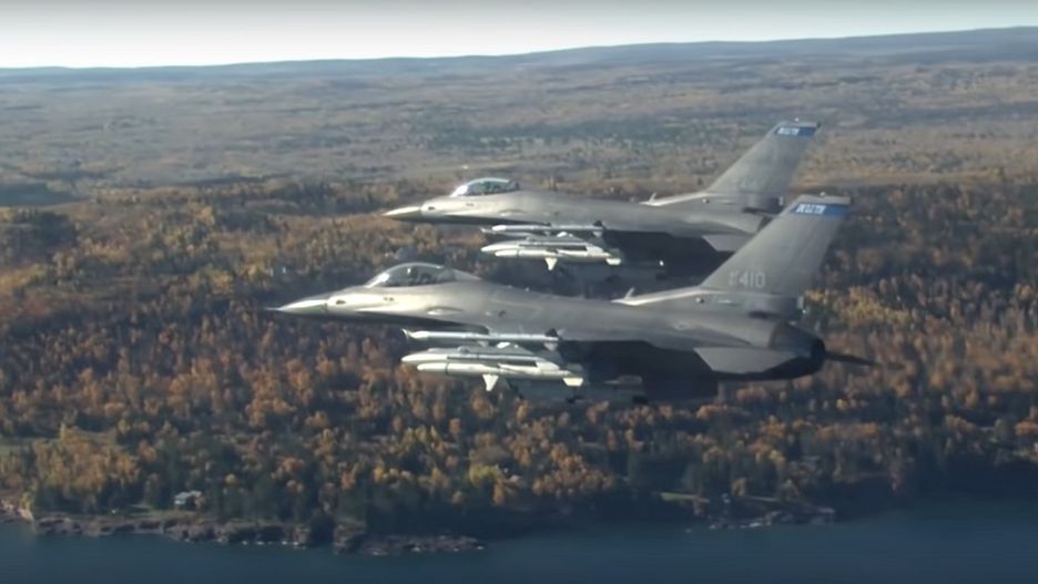 USA oddadzą Bułgarii dwa używane myśliwce F-16