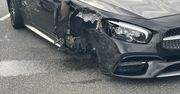 Pijany kierowca Mercedesa z zakazem prowadzenia. Spowodował kolizję