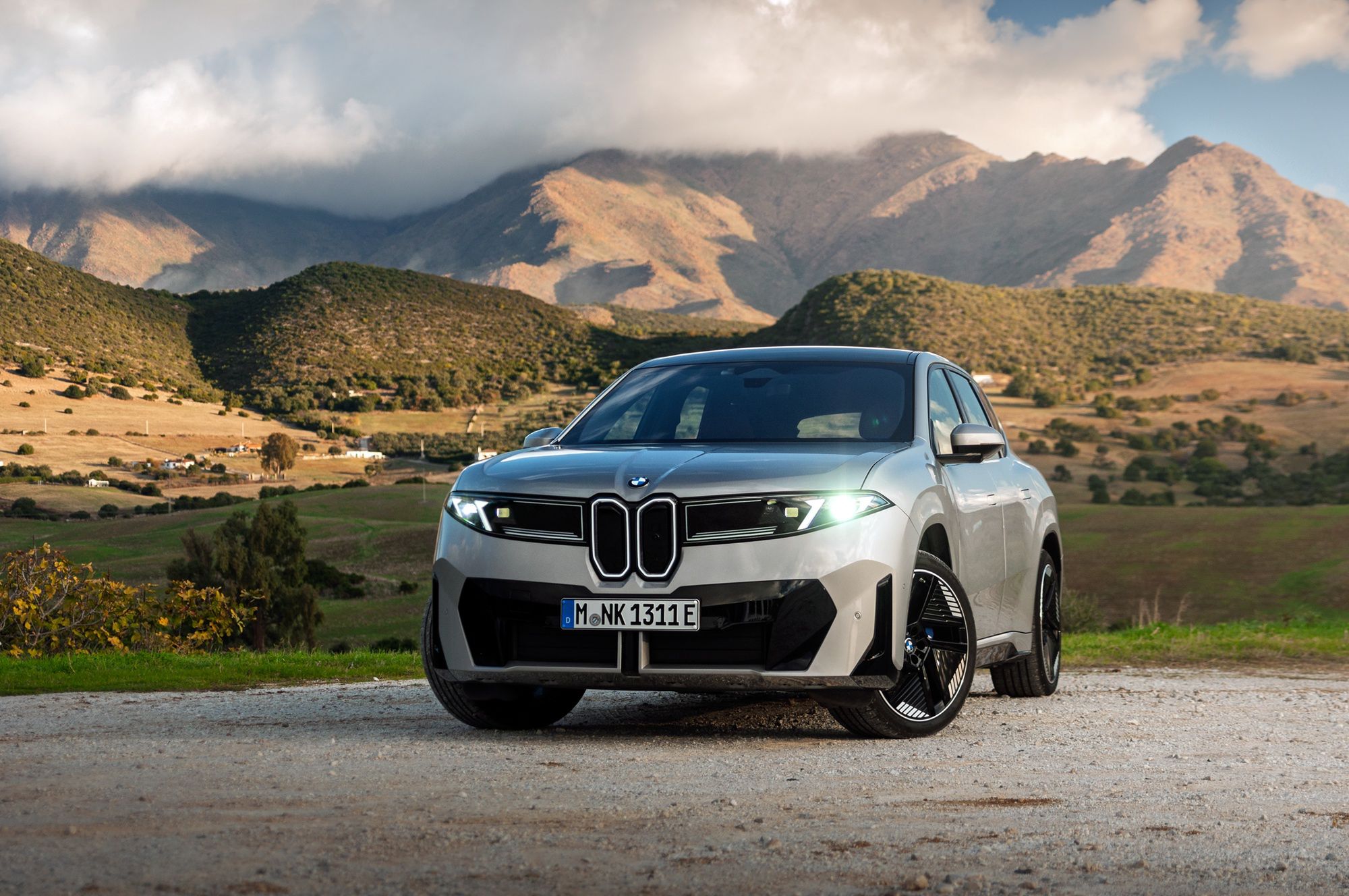 BMW iX3 50 xDrive (2025) - test, pierwsza jazda, recenzja