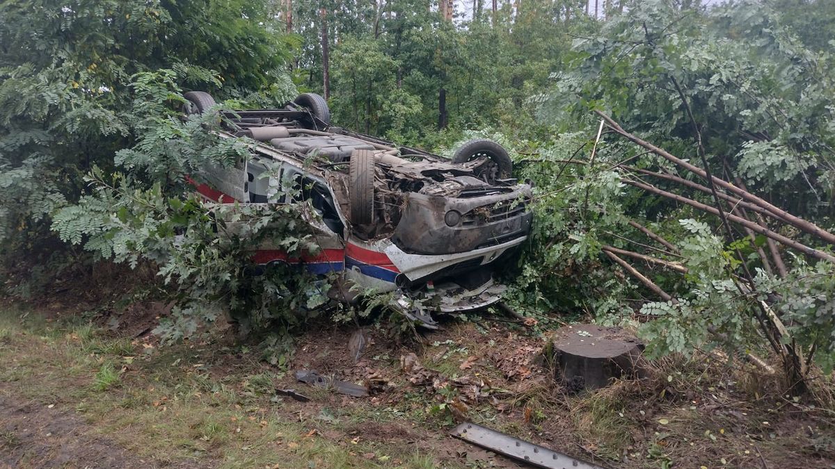 Dachowanie karetki z pacjentem na pokładzie