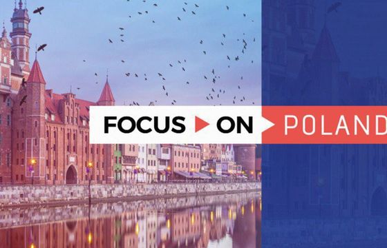 Jonasz Rewiński poprowadzi nowy program w TVP Polonia „Focus on Poland”
