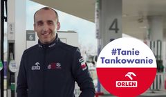 Orlen z Robertem Kubicą reklamuje „tanie tankowanie dla wszystkich, którzy nie mogą pozostać w domu” (wideo)