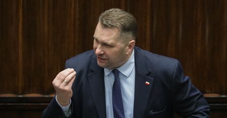 Czarnek straszy swoją następczynią: Potężne zagrożenie dla dzieci