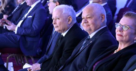 PiS broni Glapińskiego. Posłowie skarżą przepisy ustawy o Trybunale Stanu do TK