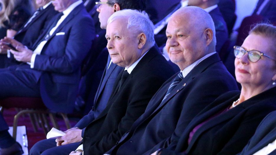 PiS staje murem za Adamem Glapińskim 