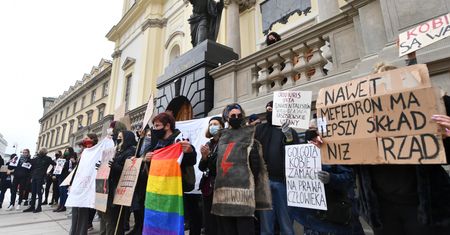 Strajk Kobiet. Kacprzak: "Ataki na świątynie, to najlepsze, co mogło się władzy przydarzyć" [OPINIA]