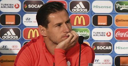 Krychowiak: "Najczęściej chodzę spać o godzinie 22. Nie piję alkoholu, nie potrzebuję go"