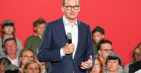 Morawiecki nie wytrzymał. "Rząd nie pozwala sobie pluć w twarz"