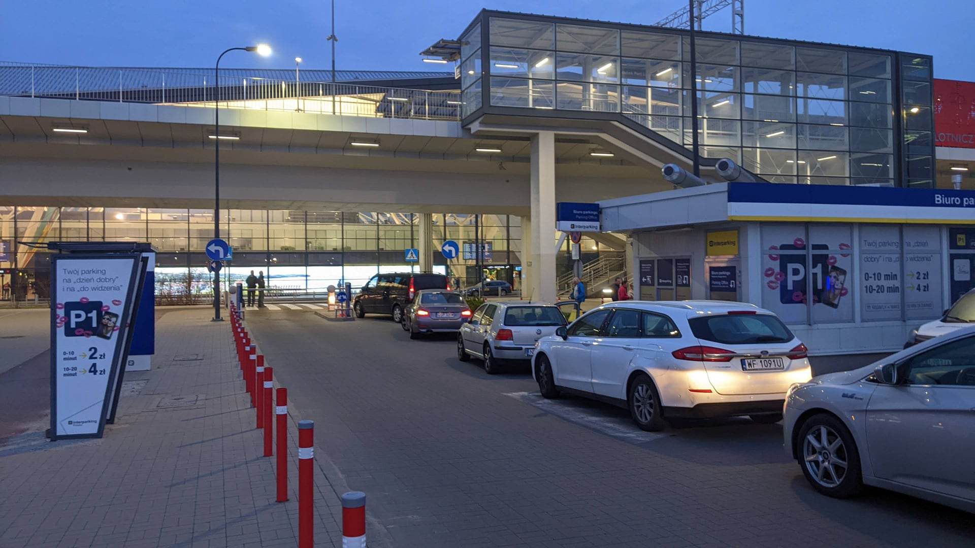 Parking P1 przy lotnisku w Gdańsku 