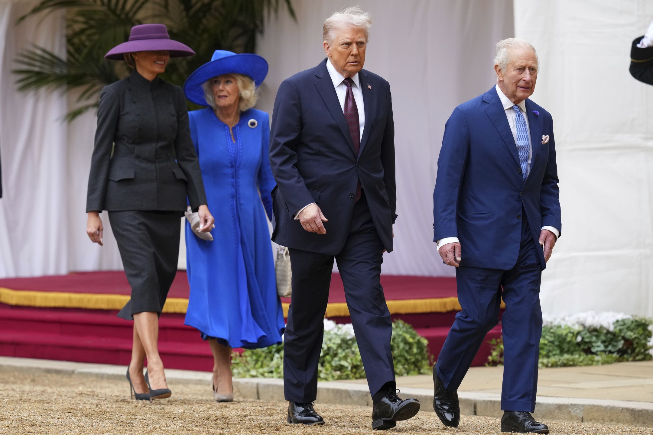 Melania Trump i Donald Trump z rodziną królewską
