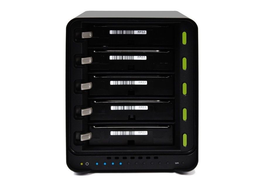 Drobo 5N2 Dyski