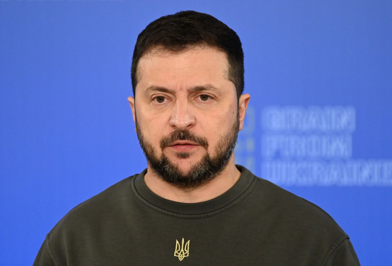 "The West will have to decide". Zelensky's strong appeal.