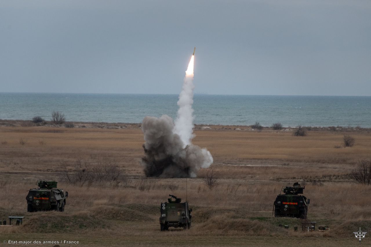 To Romania, the French also brought Lance-Roquettes Multiple Unitaire (LRU) missile launchers, the local variant of the multiple rocket launchers M270A1 MLRS.