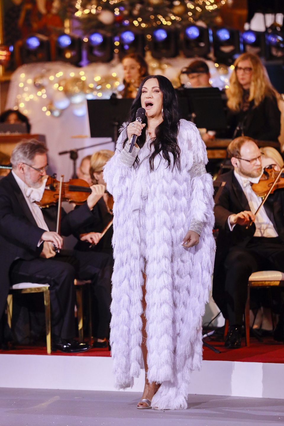 Kayah podczas wigilijnego koncertu TVN