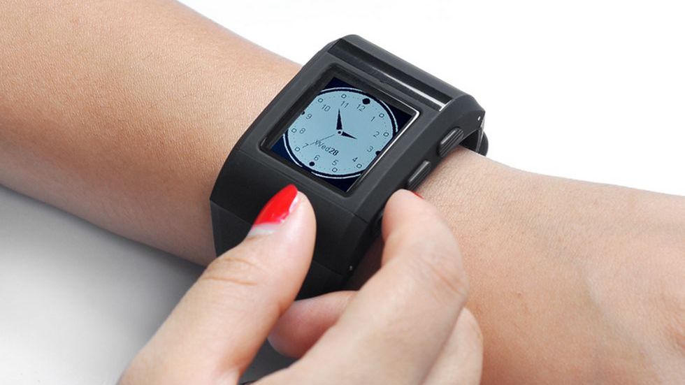 Zebble - tani klon smartwatcha Pebble z wyświetlaczem e-ink jest lepszy od oryginału? 1